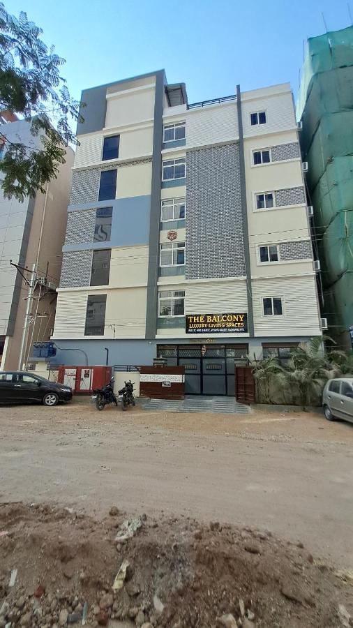 The Balcony Hotel ハイデラバード エクステリア 写真